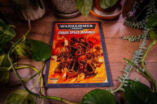 🔥 Warhammer 40K Chaos Marines Codex, Softcover Pre-Owned 9781841548425 🌌