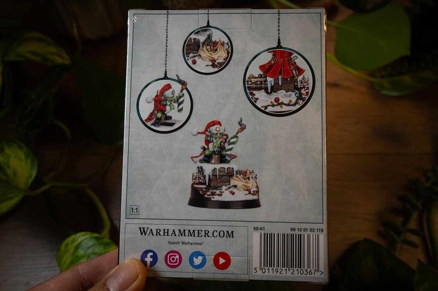 🔴 Da Red Gobbo's Surprise - A Warhammer 40K Collectible Charitable Gift 🔴